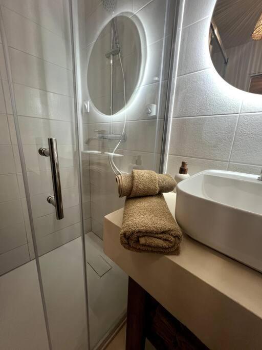 Jolie Maison Avec Courette Bourges Eksteriør billede