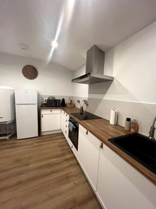 Jolie Maison Avec Courette Bourges Eksteriør billede